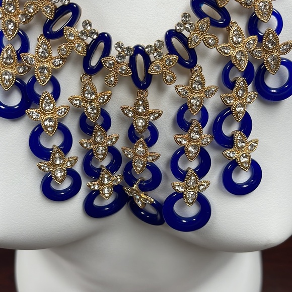 NWT Guess/Marciano Necklace - Picture 2 of 6